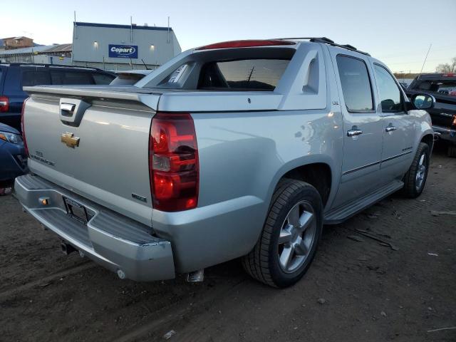 3GNTKGE39BG370470 - 2011 CHEVROLET AVALANCHE LTZ GRAY photo 3