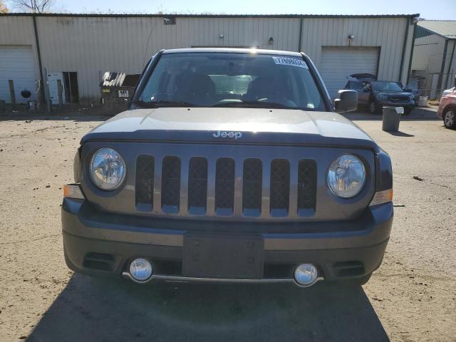 1C4NJRFB1GD786099 - 2016 JEEP PATRIOT LATITUDE GRAY photo 5