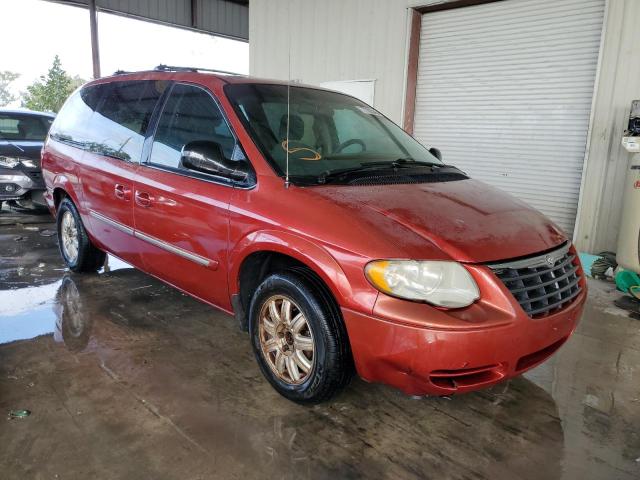 2C4GP54L95R488731 - 2005 CHRYSLER TOWN & COU TOURING RED photo 4