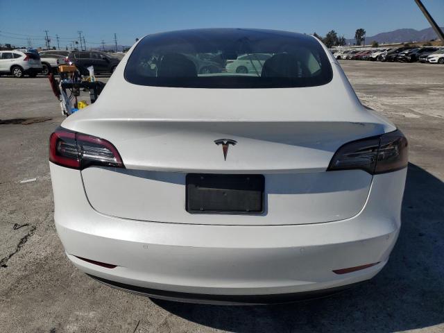 5YJ3E1EA6NF294213 - 2022 TESLA MODEL 3 WHITE photo 6