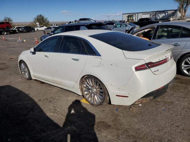 3LN6L2G96DR805682 - 2013 LINCOLN MKZ WHITE photo 2