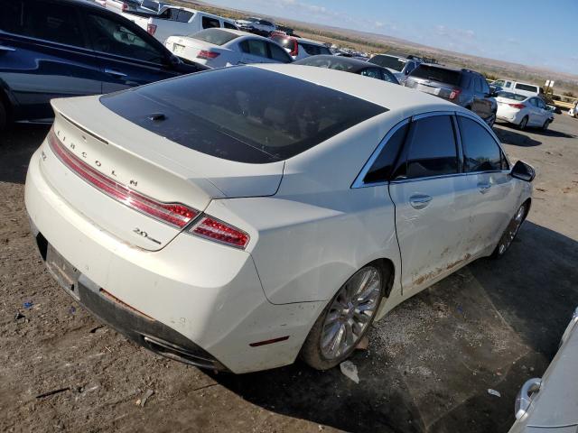 3LN6L2G96DR805682 - 2013 LINCOLN MKZ WHITE photo 3