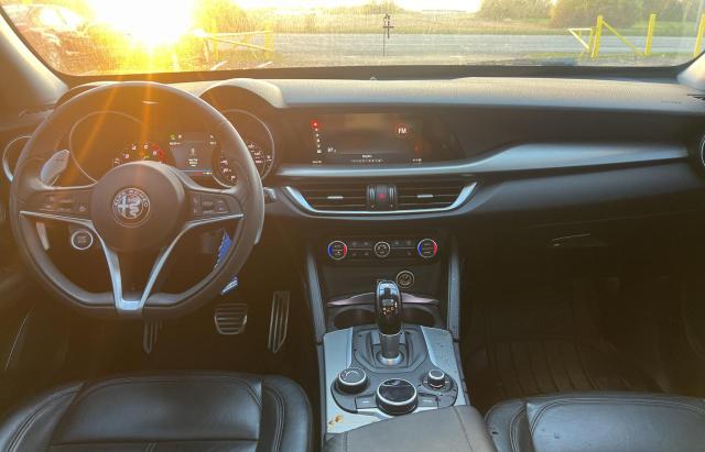 ZASFAKPN7J7B98029 - 2018 ALFA ROMEO STELVIO SPORT Weiß Foto 9