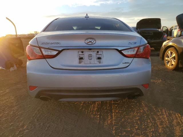 5NPEC4AB9EH845766 - 2014 HYUNDAI SONATA SE SILVER photo 6