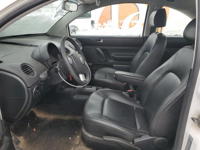 3VWPG3AG5AM011563 - 2010 VOLKSWAGEN NEW BEETLE WHITE photo 7