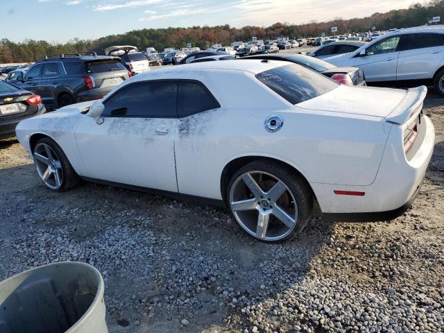 2C3CDZAG5KH672558 - 2019 DODGE CHALLENGER SXT WHITE photo 2