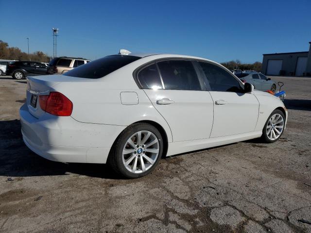 WBAPH5C5XBF094378 - 2011 BMW 328 I SULEV WHITE photo 3