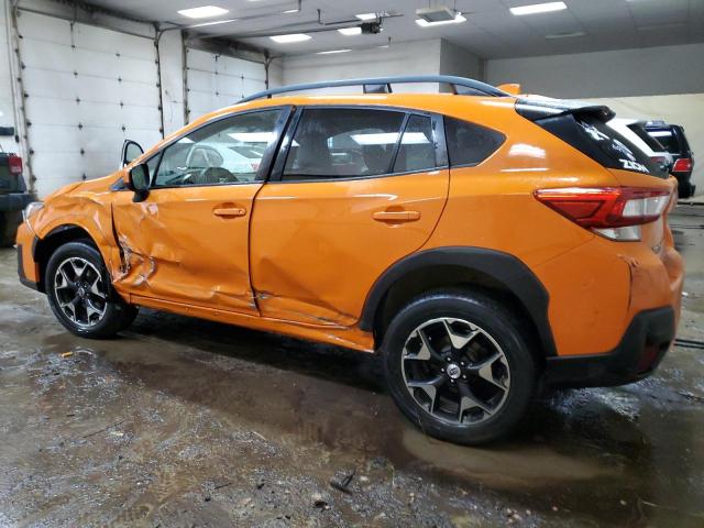 JF2GTACC8JH209637 - 2018 SUBARU CROSSTREK PREMIUM ORANGE photo 2