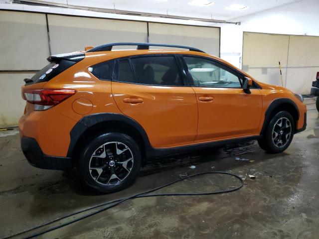 JF2GTACC8JH209637 - 2018 SUBARU CROSSTREK PREMIUM ORANGE photo 3