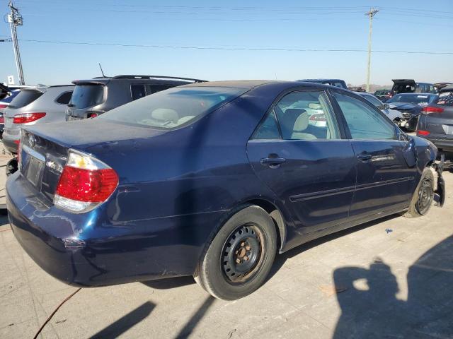 4T1BE32K15U397157 - 2005 TOYOTA CAMRY LE BLUE photo 3