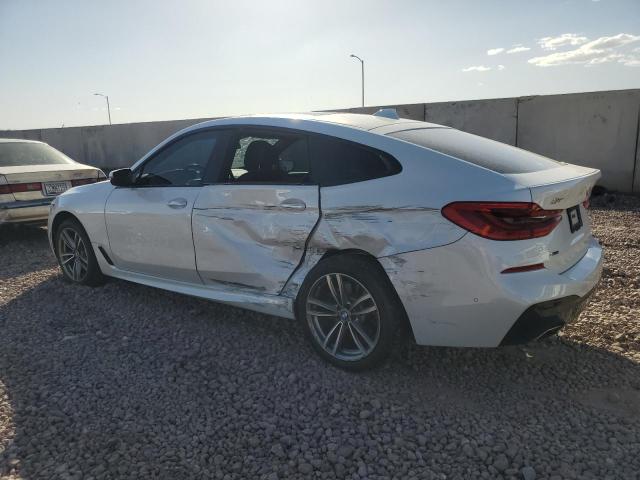 WBAJV6C56JBK07396 - 2018 BMW 640 XIGT WHITE photo 2