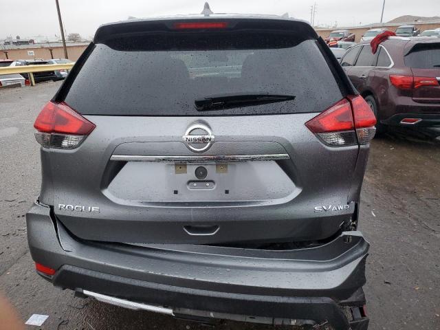 KNMAT2MV2HP541423 - 2017 NISSAN ROGUE S رمادي صورة 6