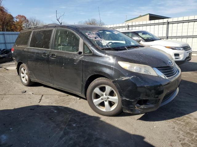 5TDKK3DC6BS119941 - 2011 TOYOTA SIENNA LE BLACK photo 4