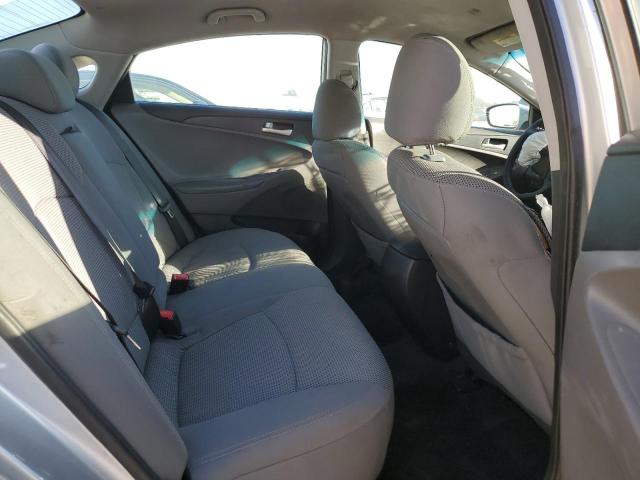 5NPEB4AC8DH652339 - 2013 HYUNDAI SONATA GLS SILVER photo 10