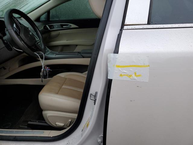 3LN6L5E92LR610827 - 2020 LINCOLN MKZ RESERVE თეთრი ფოტო 12