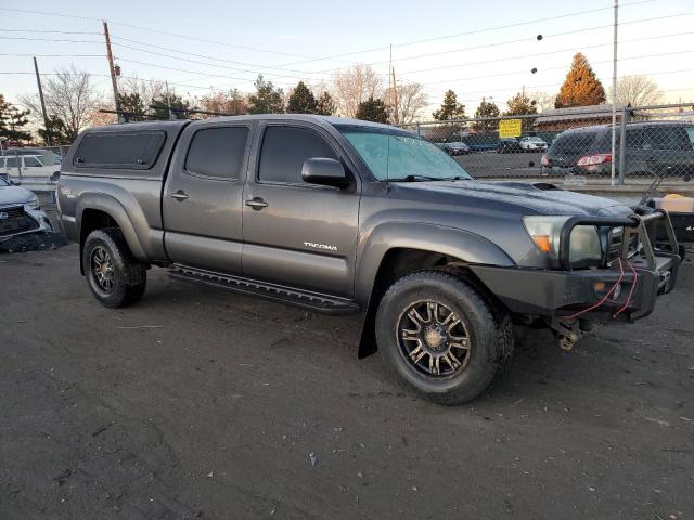 3TMMU52N39M011449 - 2009 TOYOTA TACOMA DOUBLE CAB LONG BED GRAY photo 4