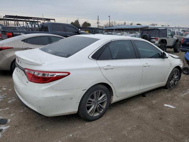 4T1BF1FK2GU134383 - 2016 TOYOTA CAMRY LE WHITE photo 3