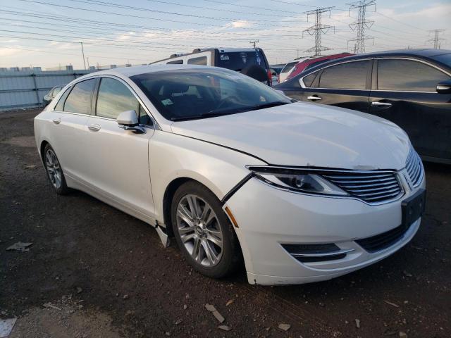 3LN6L2LU4FR623282 - 2015 LINCOLN MKZ HYBRID WHITE photo 4