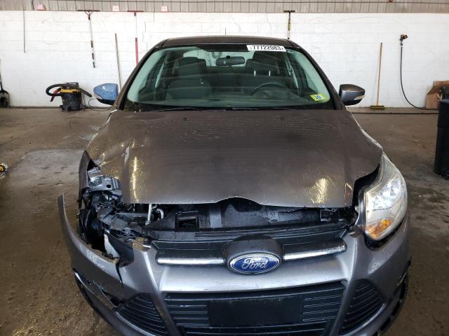 1FADP3F24DL292446 - 2013 FORD FOCUS SE GRAY photo 5