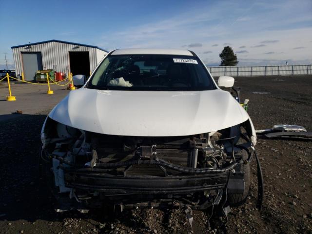 5N1AT2MV7JC718394 - 2018 NISSAN ROGUE S WHITE photo 5