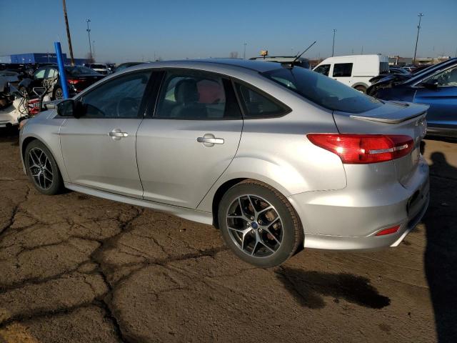 1FADP3F22FL246939 - 2015 FORD FOCUS SE SILVER photo 2