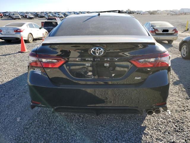 4T1G11AK1RU842686 - 2024 TOYOTA CAMRY SE NIGHT SHADE BLACK photo 6