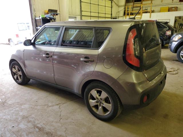 KNDJN2A29J7607850 - 2018 KIA SOUL GRAY photo 2