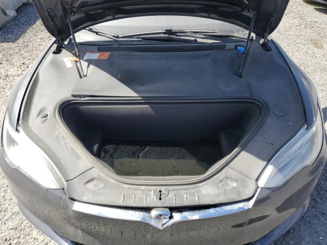 5YJSA1E10GF158993 - 2016 TESLA MODEL S GRAY photo 11