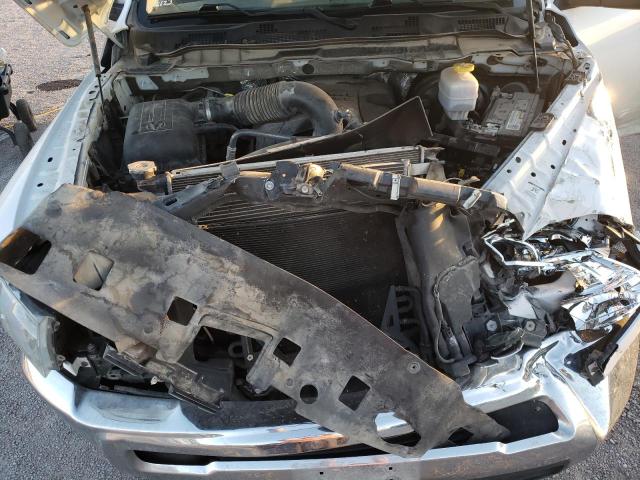 3C6TR5DT5JG424895 - 2018 RAM 2500 SLT თეთრი ფოტო 11