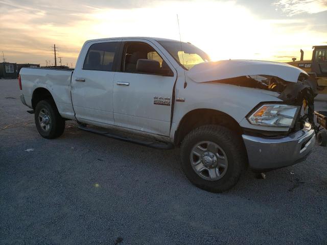 3C6TR5DT5JG424895 - 2018 RAM 2500 SLT თეთრი ფოტო 4