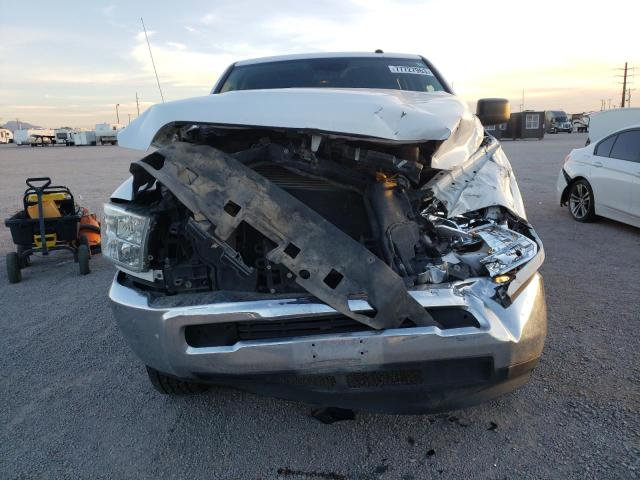 3C6TR5DT5JG424895 - 2018 RAM 2500 SLT თეთრი ფოტო 5