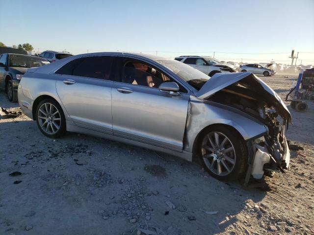 3LN6L2G97GR624420 - 2016 LINCOLN MKZ SILVER photo 4