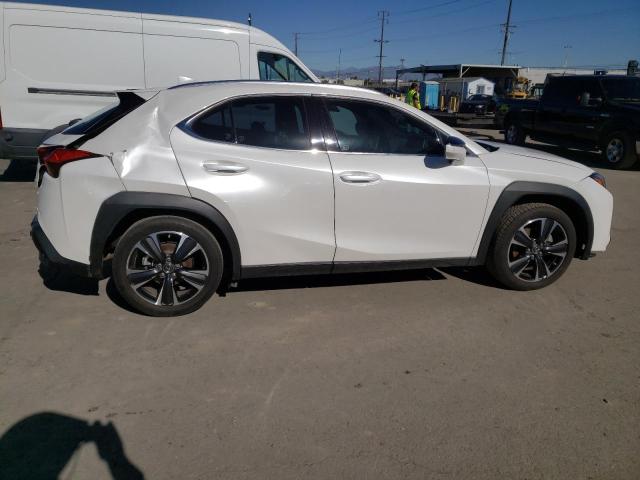 JTHX3JBH9L2027042 - 2020 LEXUS UX 200 WHITE photo 3