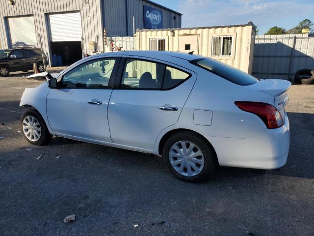 3N1CN7AP3GL875110 - 2016 NISSAN VERSA S WHITE photo 2