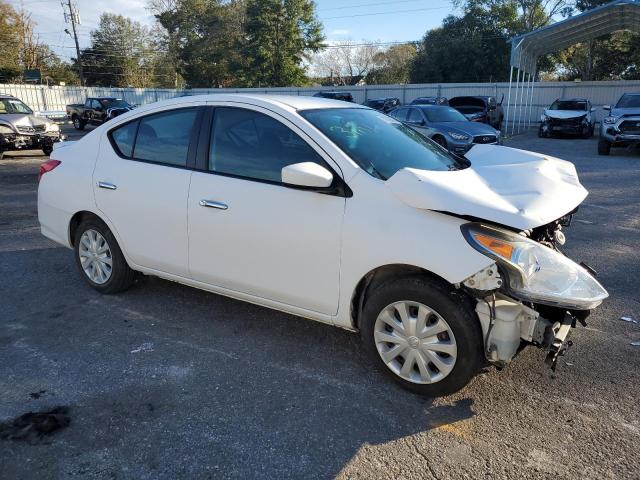 3N1CN7AP3GL875110 - 2016 NISSAN VERSA S WHITE photo 4