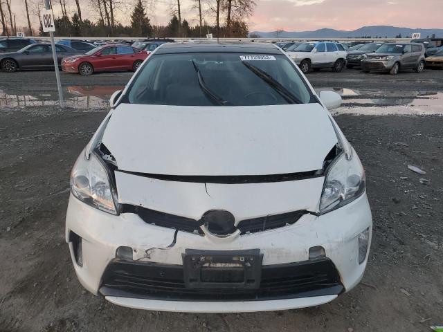 JTDKN3DU2D5631057 - 2013 TOYOTA PRIUS WHITE photo 5