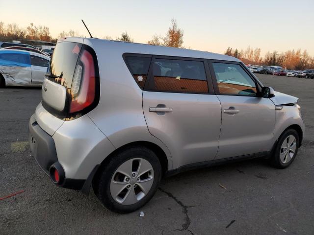 KNDJN2A23F7756360 - 2015 KIA SOUL SILVER photo 3