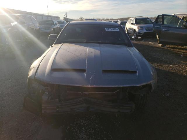 1ZVFT82H075197099 - 2007 FORD MUSTANG GT GRAY photo 5