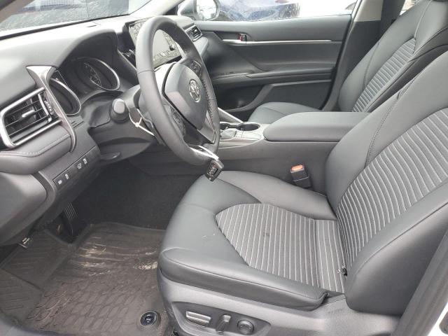 4T1G11AK4RU840351 - 2024 TOYOTA CAMRY SE NIGHT SHADE WHITE photo 7