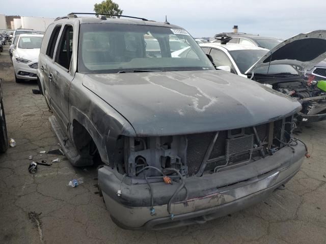 1GNEK13T14J318955 - 2004 CHEVROLET TAHOE K1500 GRAY photo 4