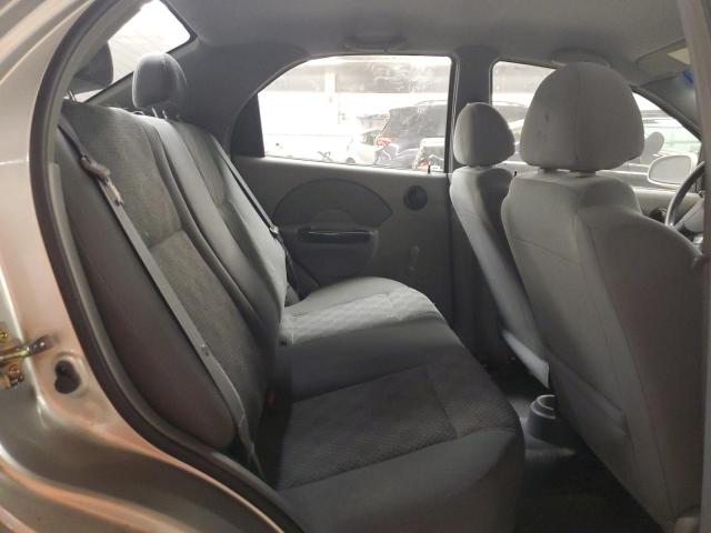 KL1TD52615B469598 - 2005 CHEVROLET AVEO BASE SILVER photo 10