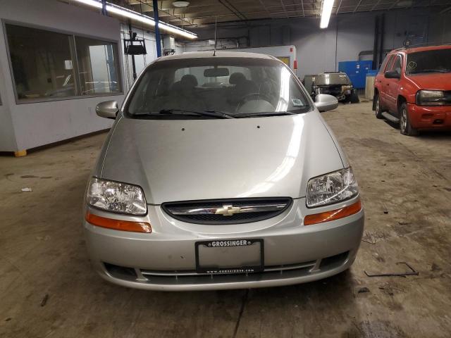 KL1TD52615B469598 - 2005 CHEVROLET AVEO BASE SILVER photo 5