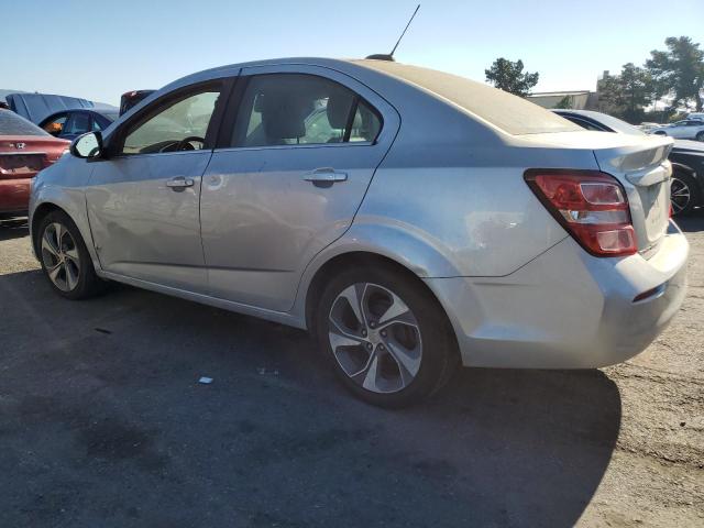 1G1JF5SB0J4104103 - 2018 CHEVROLET SONIC PREMIER SILVER photo 2