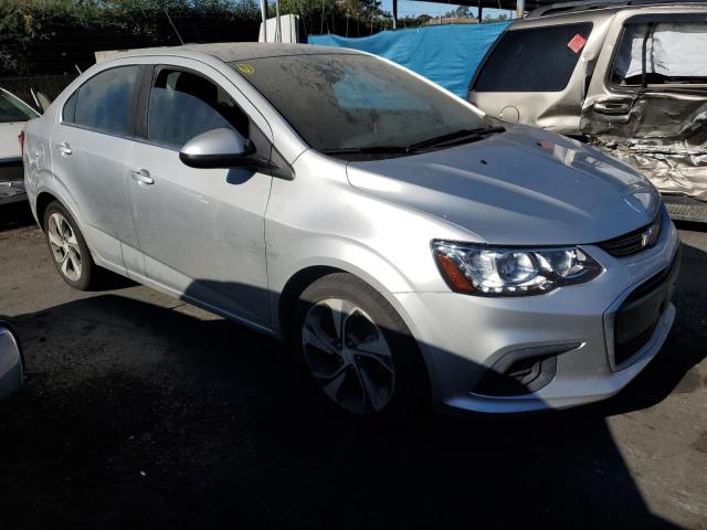 1G1JF5SB0J4104103 - 2018 CHEVROLET SONIC PREMIER SILVER photo 4