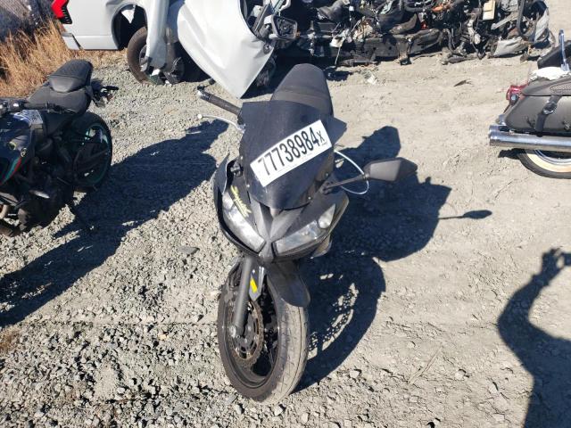 JKAEXEC10BDA76121 - 2011 KAWASAKI EX650 C 黑色 照片 2