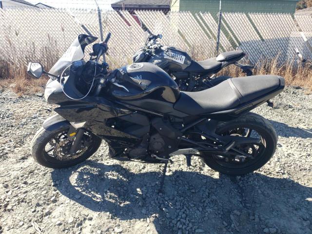JKAEXEC10BDA76121 - 2011 KAWASAKI EX650 C 黑色 照片 3