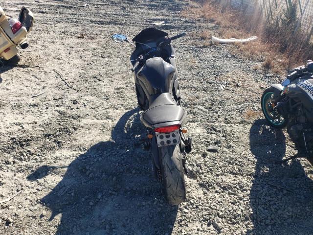 JKAEXEC10BDA76121 - 2011 KAWASAKI EX650 C 黑色 照片 6