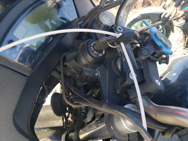 JKAEXEC10BDA76121 - 2011 KAWASAKI EX650 C 黑色 照片 8