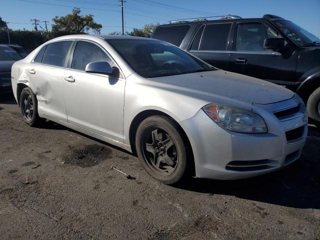 1G1ZC5EB3AF282437 - 2010 CHEVROLET MALIBU 1LT SILVER photo 4