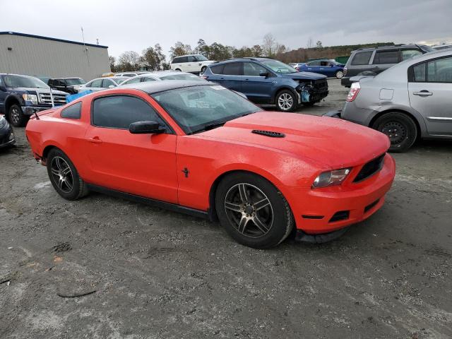 1ZVBP8AMXC5287615 - 2012 FORD MUSTANG RED photo 4